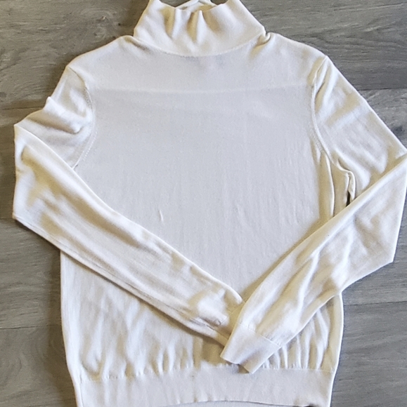 Theory Ivory Turtleneck Sweater Size L - Picture 3 of 5